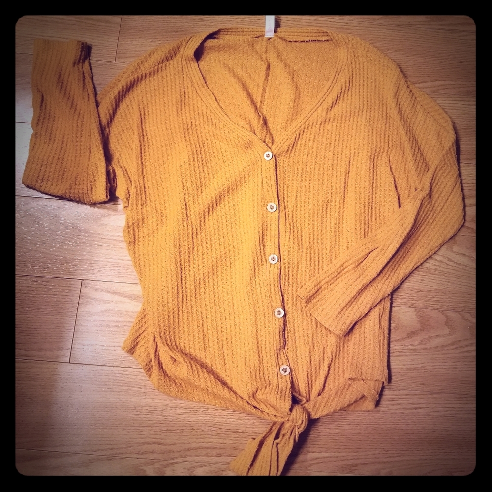 Med Mustard Tie Wadfle Top